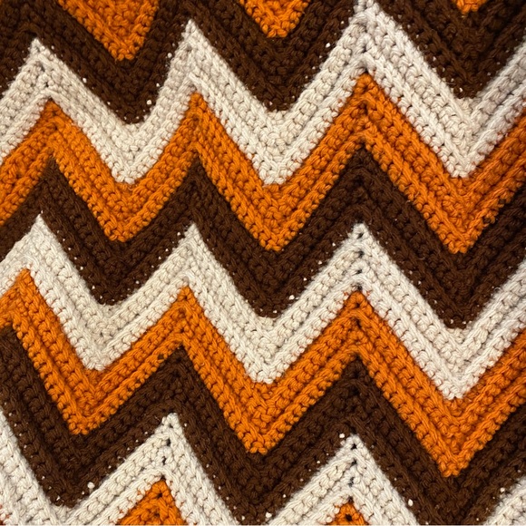 Lovely Handmade Chevron Style Lap Blanket, Afghan in Orange, Brown and Beige. - Picture 3 of 3